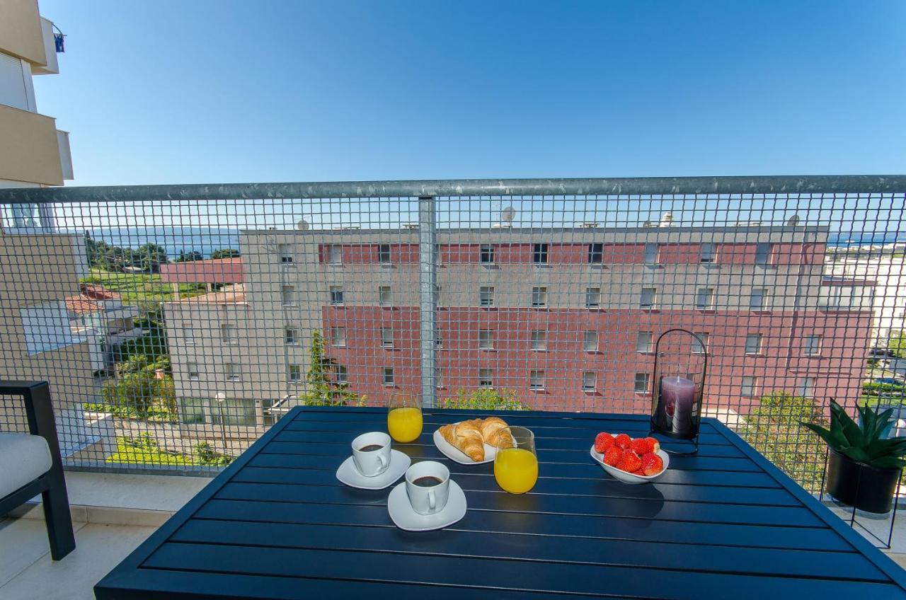 Spacious Apartment Smile With Terrace And Secure Garage Сплит Экстерьер фото