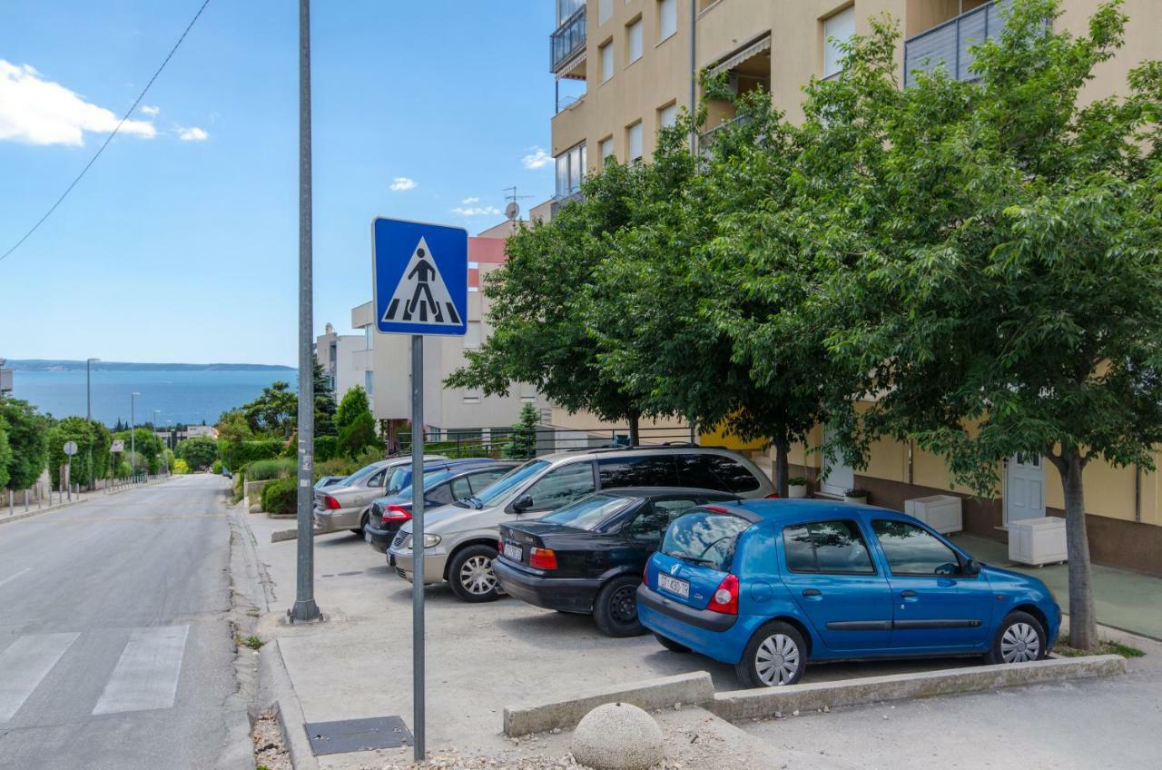 Spacious Apartment Smile With Terrace And Secure Garage Сплит Экстерьер фото
